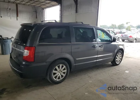 2016 Chrysler Town & Country Touring z USA, uszkodzony, nr VIN 2C4RC1BG2GR298808